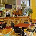 Embassy Suites By Hilton Orlando Lake Buena Vista Resort 